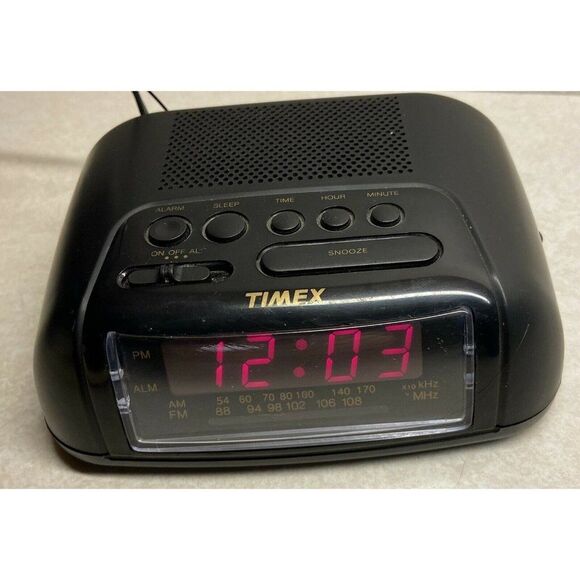Timex Alarm Clock Radio Black TX2208 Battery Backup - Picture 1 of 4
